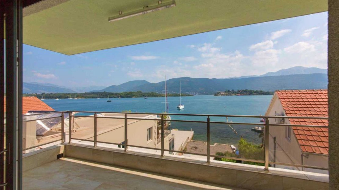Lustica Tivat house seafront 00420 7