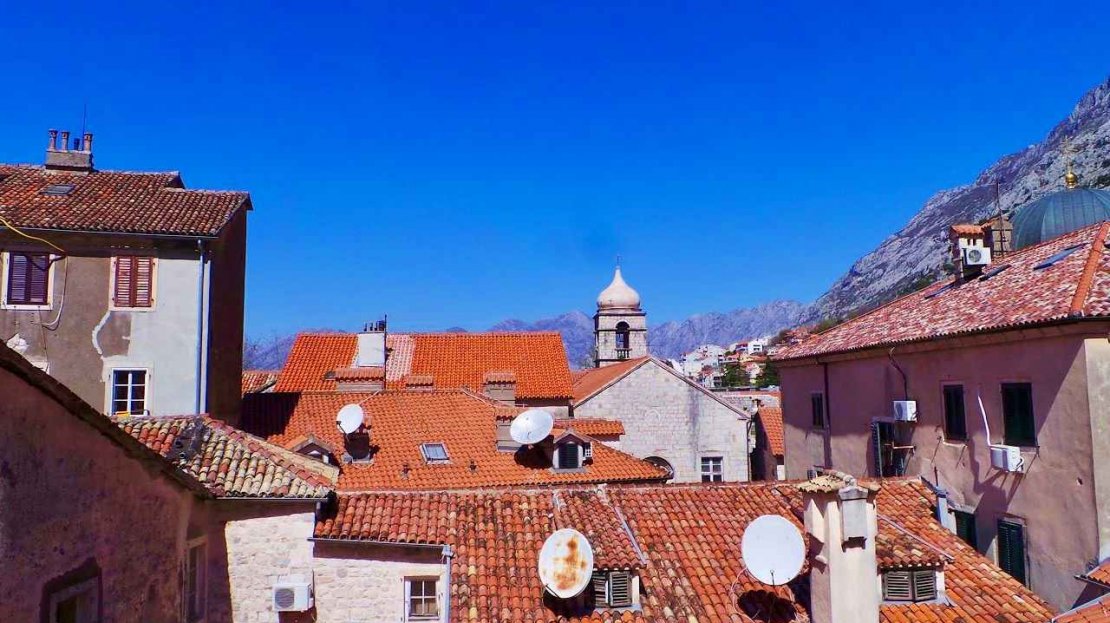 Kotor old town apartment for sale