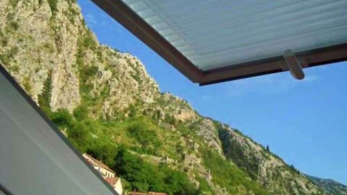 one bedroom apartment prime location kotor