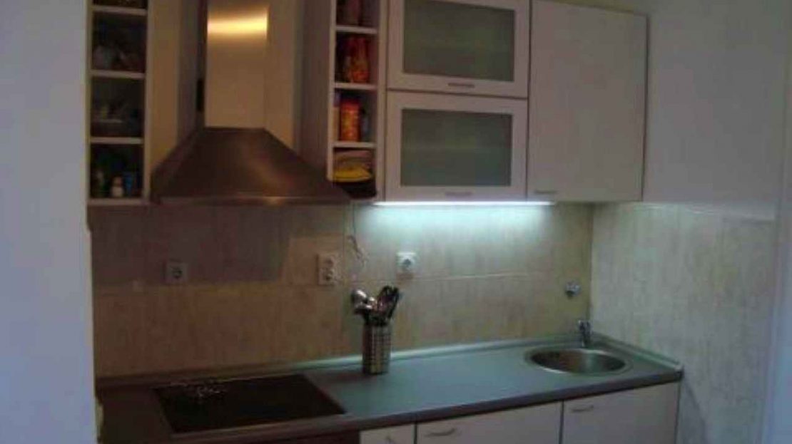 one bedroom apartment prime location kotor