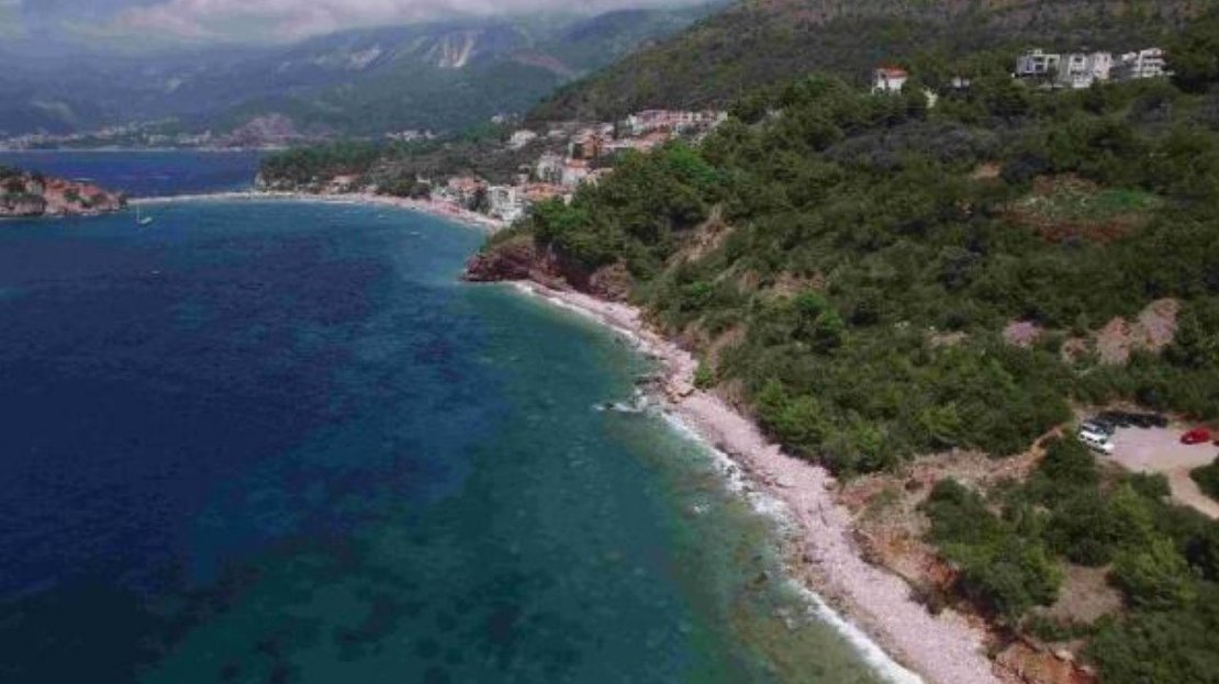 seafront land with planning budva