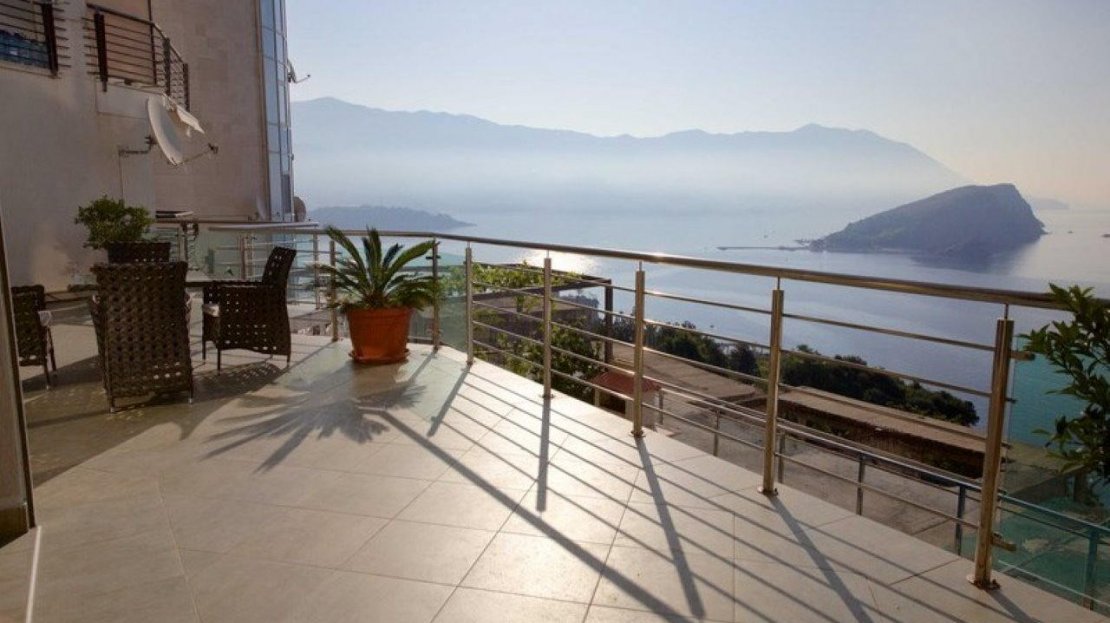 budva villa with panoramic view sale