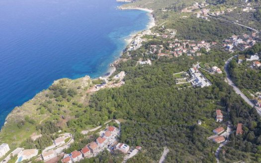 budva surroundings plot