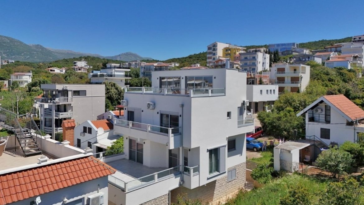 bar hladna uvala vila sale