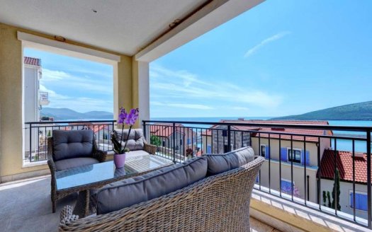 lustica bay marina apartment sale