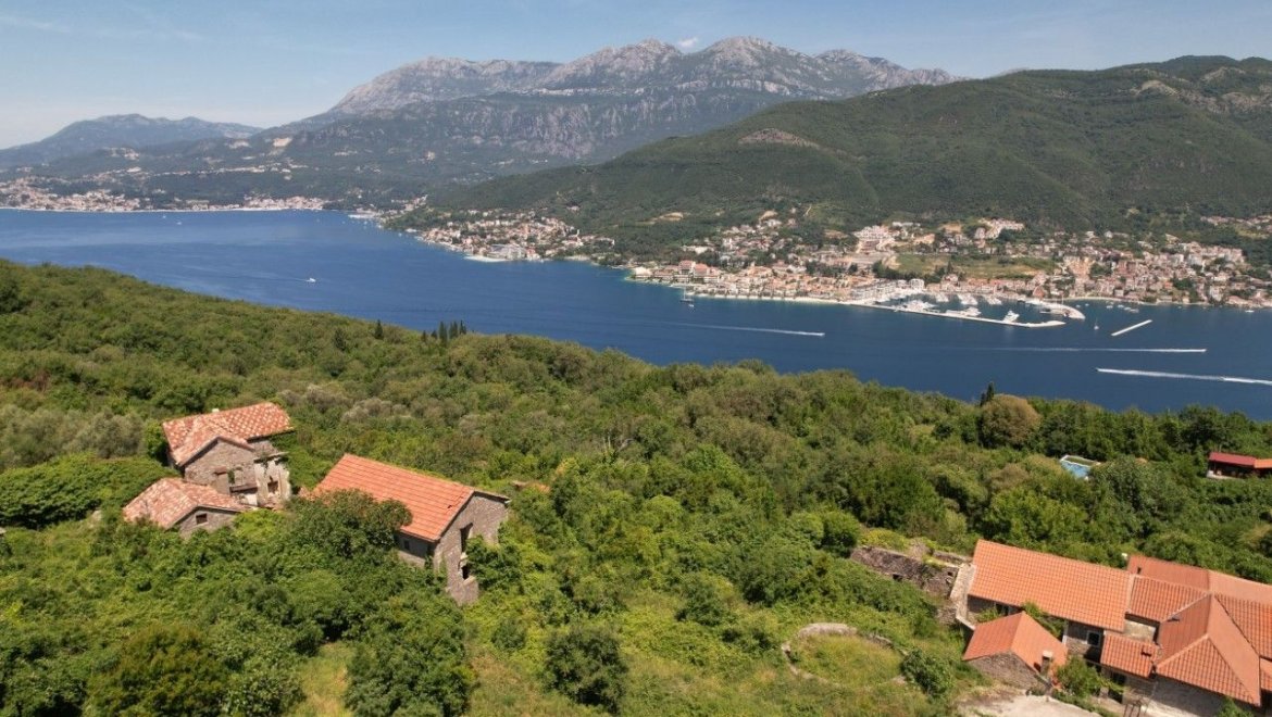 montenegro seaside land sale